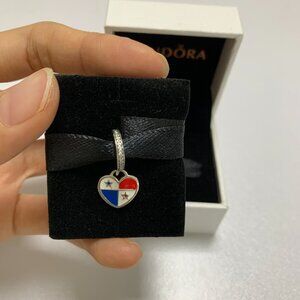 Pandora Panama Flag Exclusive Charm